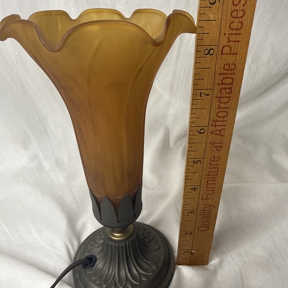 Tiffany Style Tulip Lily Trumpet Amber Glass Metal Base Accent Lamp Art Nouveau - Picture 8 of 9